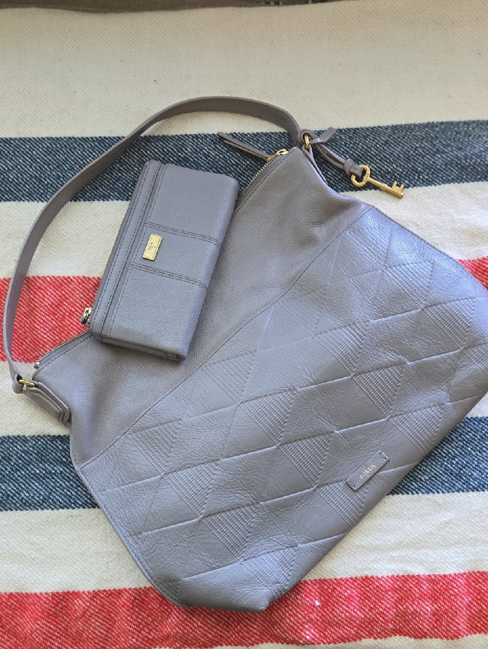 Fossil Brand Grey Quilted Leather Shoulder Bag with Wallet